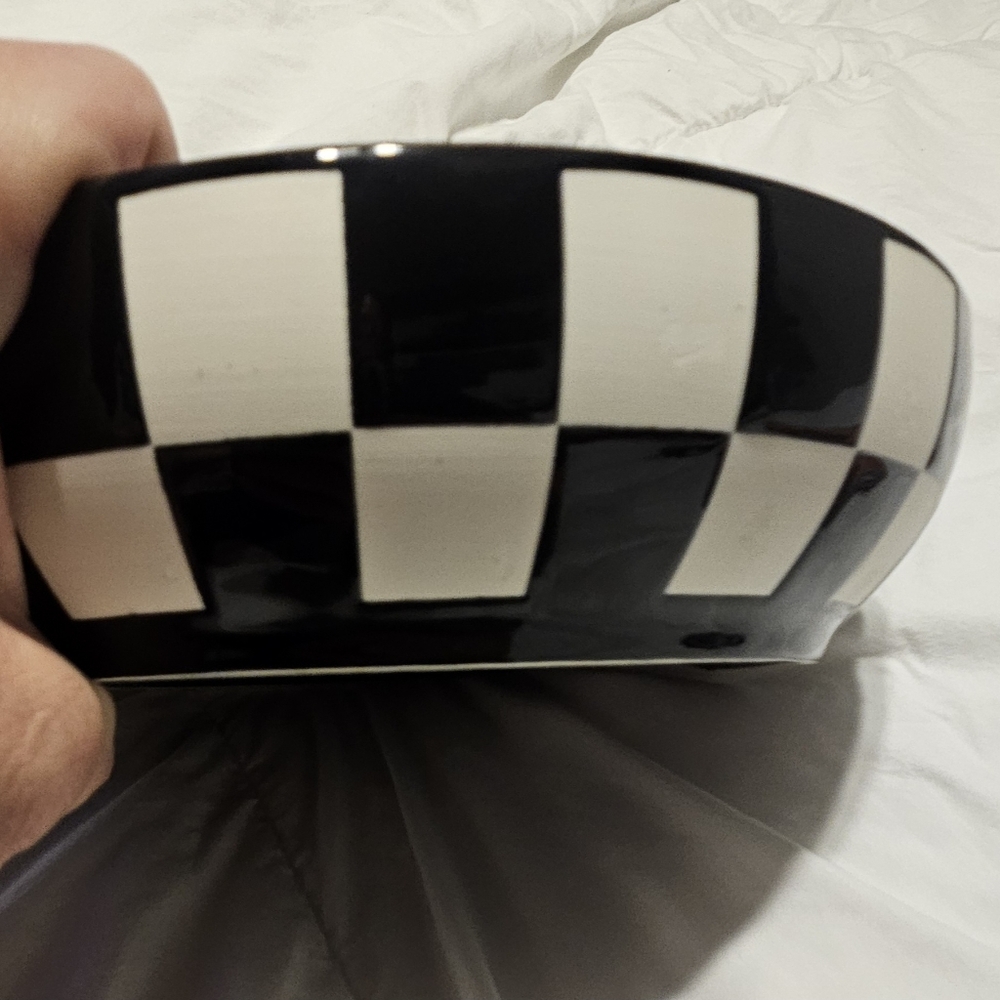 Skull Bowl Dish NWT
